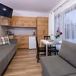 Pogodnewczasy W Jantarze Rum i privatbostad