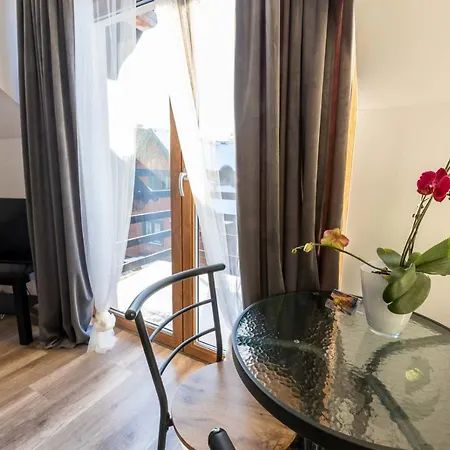 Проживание в семье Pogodnewczasy W Jantarze Янтар