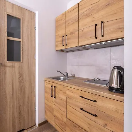 Pogodnewczasy W Jantarze Проживание в семье Янтар